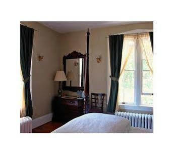 Finger Lakes Bed And Breakfast Penn Yan Exterior photo